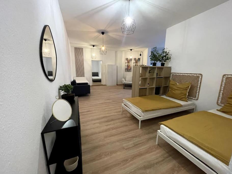 150Qm - 5 Rooms - Free Parking - Mallibase Apartments ハノーファー エクステリア 写真