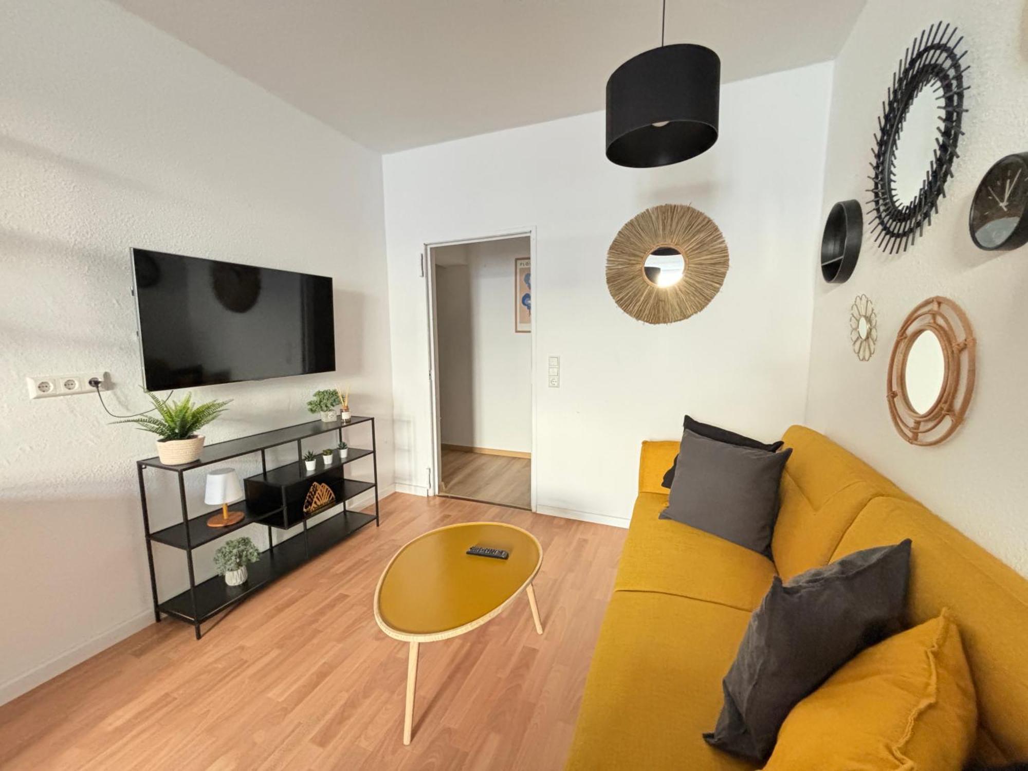 150Qm - 5 Rooms - Free Parking - Mallibase Apartments ハノーファー エクステリア 写真